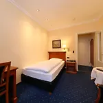 Soldanella Hotel 3*
